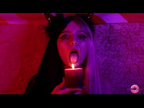 ❤️ Blowjob ya Shauku kutoka kwa Sexy Succubus yenye Utimilifu wa Kinywa Ponografia yenye ubora ️❤